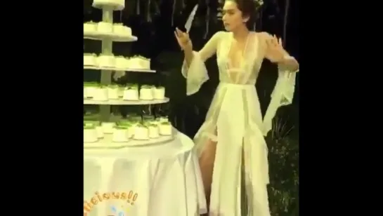 Несли зажигает😍😍😍🎂🎂