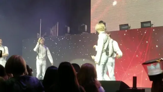 [VK][20.07.18][Fancam]  The 2nd World Tour The Connect In Chicago (Shownu, Minhyuk, Kihyun  Hyungwon Dancing )