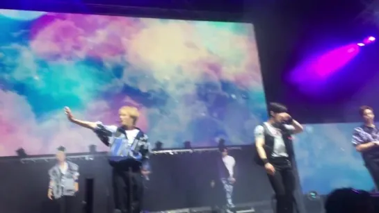 [VK][23.06.18][Fancam] The 2nd World Tour The Connect In Madrid  (White Love)