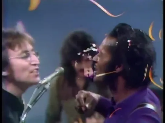 Chuck Berry  John Lennon (1972) HQ.