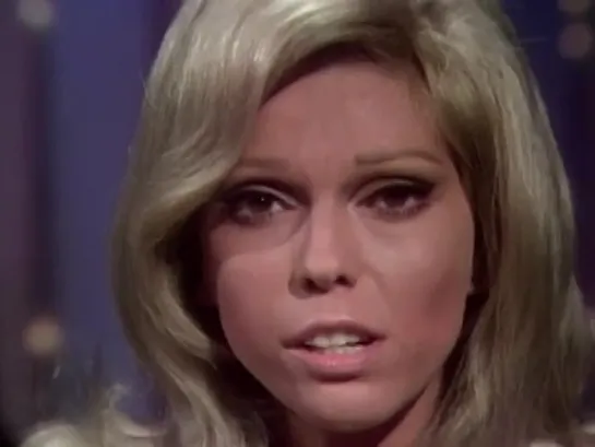 Nancy Sinatra "This Girl's In Love With You" on The Ed Sullivan Show (1968)