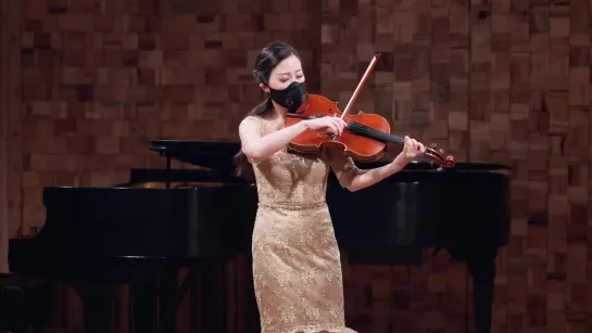 1011 J. S. Bach - Suite No.5 in C minor, BWV 1011 - Annie xue Ding, viola