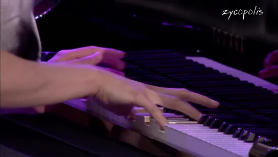 Hiromi Uehara - Voice - Jazz à Vienne 2011 - LIVE HD