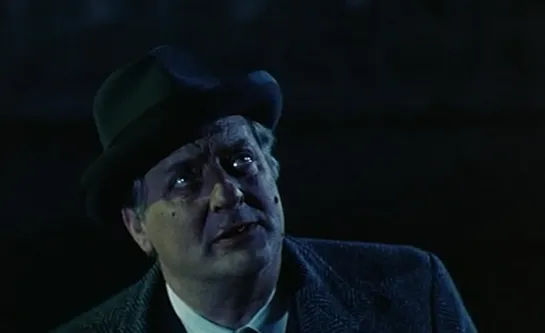 Мегрэ (сериал, сезон 6, серия 1, "Мегрэ и порт туманов" / "Maigret et le port des brumes") (Maigret, 1996), режиссер Шарль Неме