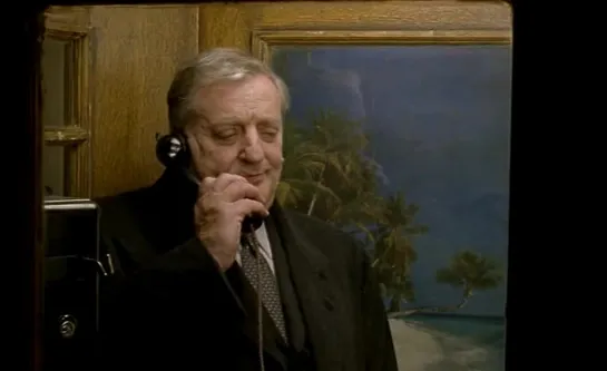 Мегрэ (сериал, сезон 12, серия 4, "Мегрэ и дом Фелиции" / "La Maison de Félicie") (Maigret, 2002), режиссер Кристиан де Шалонж