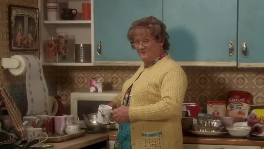 Mrs.Browns.Boys.S03E19.720p.Mammys.Motel.ViruseProject