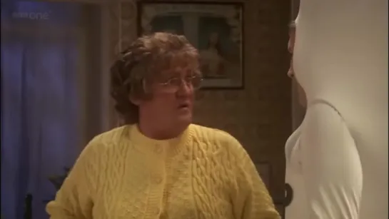 Mrs Browns Boys - S1 E2 Mammys Secret in english eng 720p