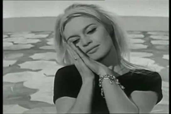 Brigitte Bardot dancing to "Bonnie and Clyde"