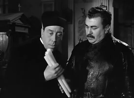 Возвращение Дона Камилло (Le retour de Don Camillo, 1953), режиссер Жюльен Дювивье. Без перевода.