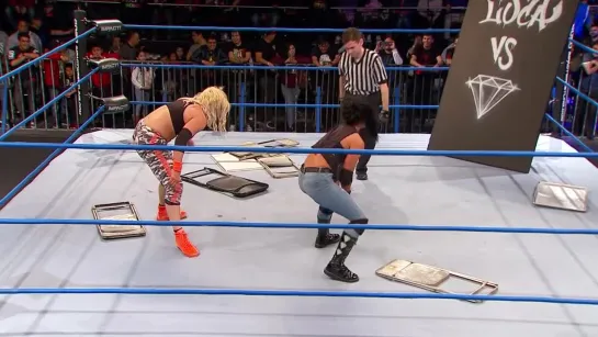 Tessa Blanchard vs Taya Valkyrie (street fight)