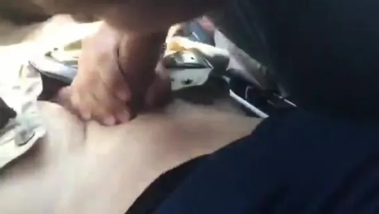 18 Year old student swallowing a load in Car