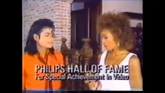 Michael Jackson Accepts Two Awards From Whitney Houston (1989)