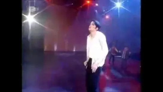 Michael Jackson - Earth Song (Wetten Dass 1995)