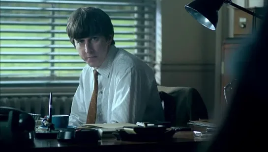 S03.E01 • Инспектор Джордж Джентли (2010) Inspector George Gently: Gently Evil