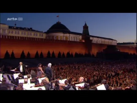 Дмитрий Хворостовский & Анна Нетребко - Подмосковные вечера