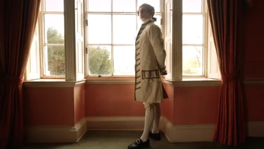 Getting Dressed in the 18th Century - Men (1080p)