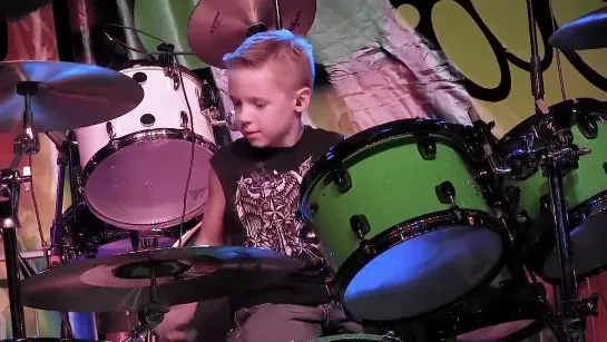 AC_DC  7 Year Old Drummer