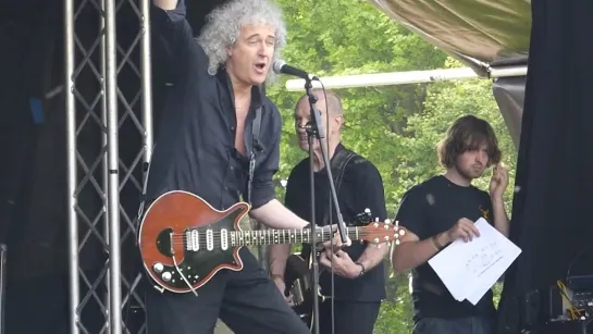 Brian May  The Troggs - Wildlife Rocks Soundcheck 5-5-2014  (1080p60fps)