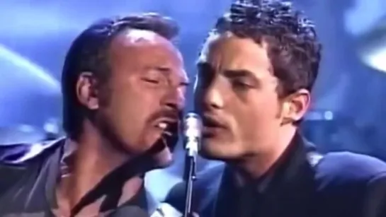 Bob Dylan’s Son, Jakob Dylan,  Bruce Springsteen Sing “One Headlight” Duet