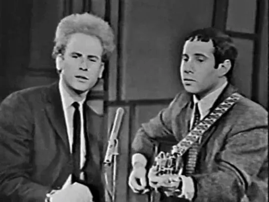 Simon  Garfunkel - A Most Peculiar Man (Live Canadian TV, 1966) (480p)