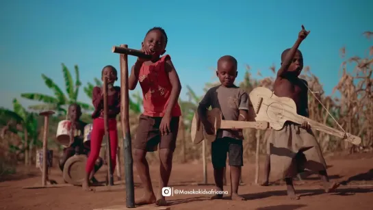 Masaka Kids Africana - I Look to You  (2160p)