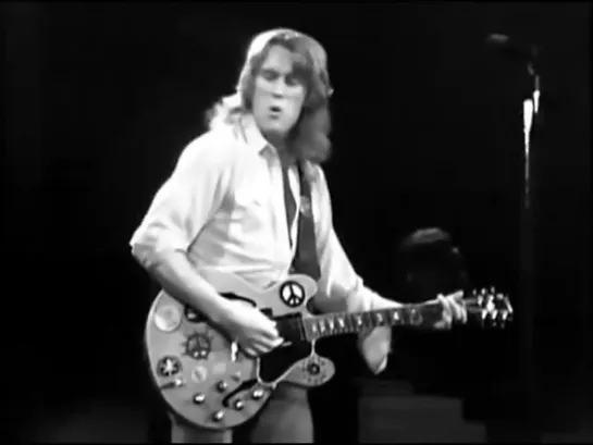 Ten Years After - Good Morning Little School Girl - 8_4_1975 - Winterland (Official) (480p)