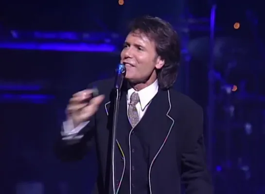 Cliff Richard  Hank Marvin - Move It (The Royal Variety Performance, 25.11.1995) (720p)