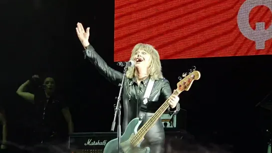 Suzi Quatro - Can The Can (Leeds) April 2019