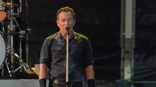 Bruce Springsteen - My Hometown (from Born In The U.S.A. Live_ London 2013) (1080p)