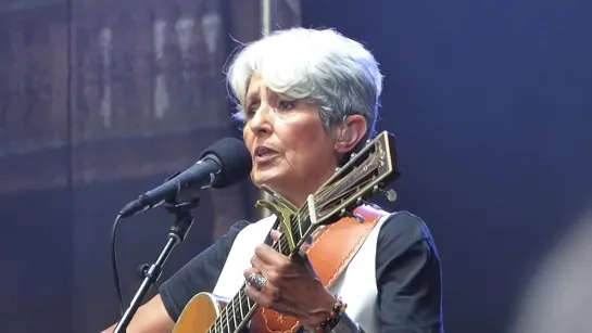 Joan Baez  _God Is God_,  Hanau, 26.07.2016