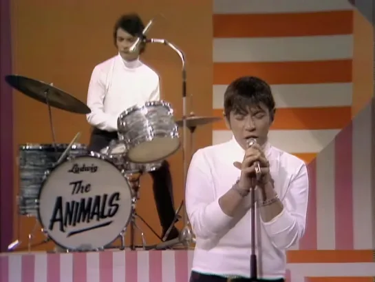 Dont Bring Me Down - The Animals Live. 1966 (2160p)