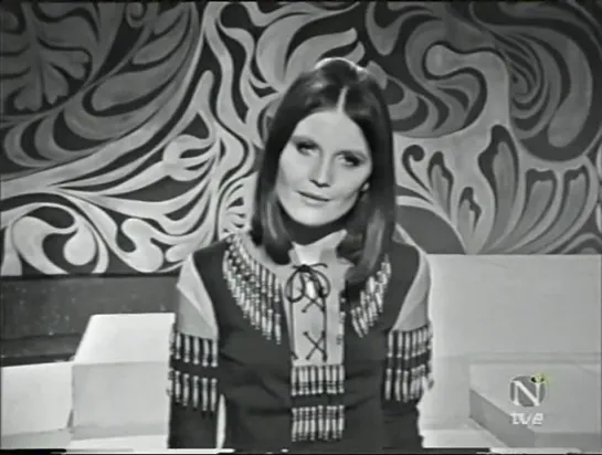 Sandie Shaw - Those were the days 1968 (480p)