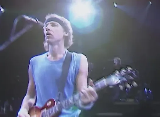 Dire Straits - Money For Nothing (Live at Wembley 1985) (720p)