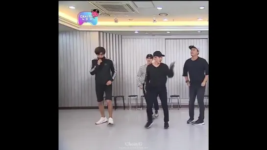 Xiumin dance