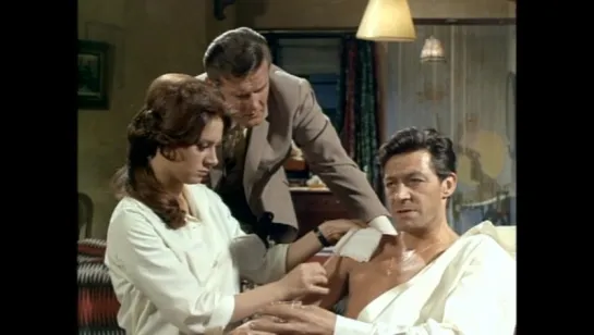 The Saint S4 E9 'Locate and Destroy' (1966)     Roger Moore, John Barrie, Francesca Annis