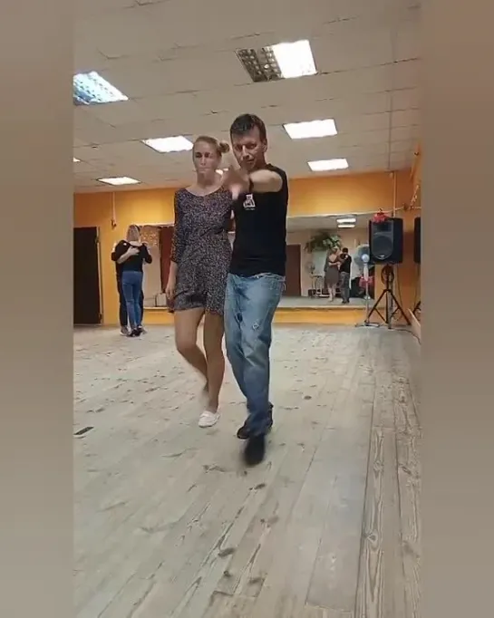 Kizomba с Дмитрием Маковским.