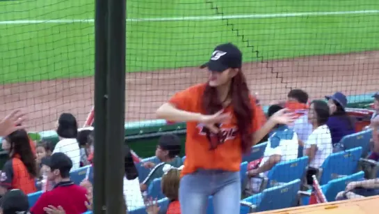 [190706] Mijoo & Jiae @ «Hanwha Eagles vs. KT Wiz»