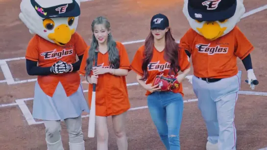 [190706] Mijoo & Jiae @ «Hanwha Eagles vs. KT Wiz»