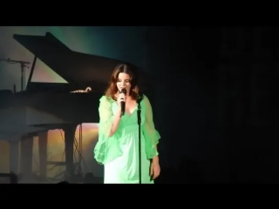 Lana Del Rey – Cruel World (Live @ «Endless Summer Tour»: «DTE Energy Music Theatre»)