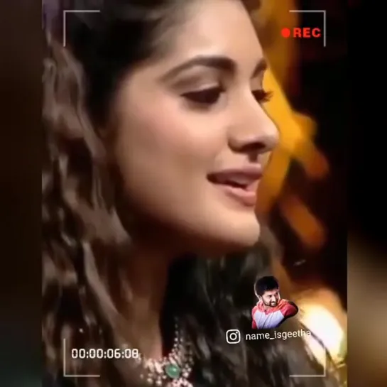 Nivii singing Unnatundi gunde song (Ninnu Kori)