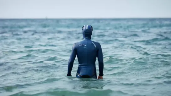 Experience the Underwater World Through the Eyes of a Free Diver [Short Film]