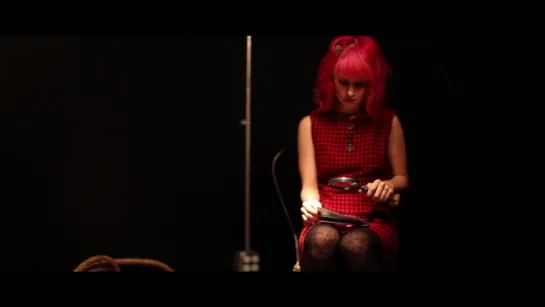 Paramore - Playing God!