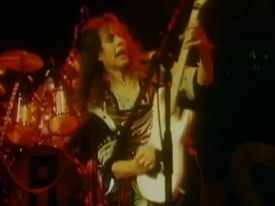 Queensrÿche - Warning (1984) (Official Live Video)