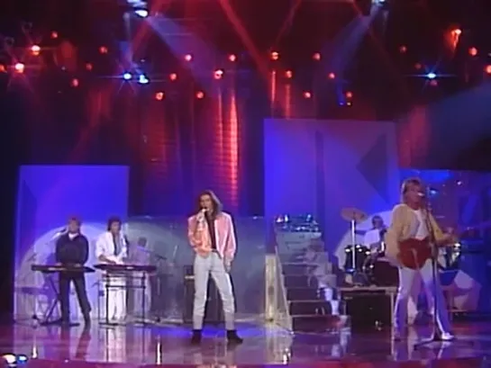 Modern Talking - Give Me Peace on Earth (Peters Pop-Show 06.12.1985)