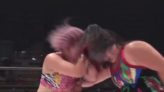 38 headbutts by Mio Momono | GAEAism (13.06.2021)