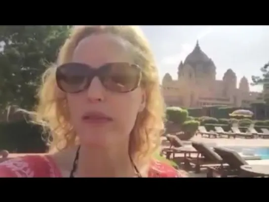 Gillian Anderson sends cheeky message to fans