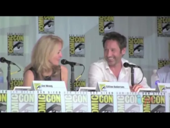 David Duchovny and Gillian Anderson Best X-Files Comicon Bits