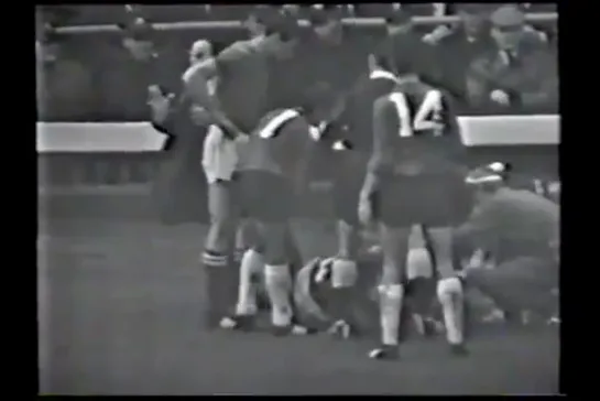 1966 FIFA World Cup - Game 8 - Group stage (Group 4) - Italy vs Chile (13 July 1966)