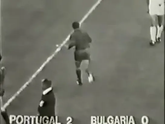 1966 FIFA World Cup - Game 15 - Group stage (Group 3) - Portugal vs Bulgaria (16 July 1966)