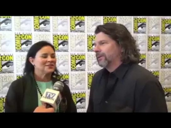 TV Fanatic - Diana Gabaldon and Ronald Moore Talk Outlander